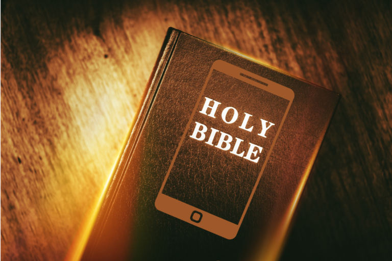 Explorando o Aplicativo Holy Bible: A Bíblia no Mundo Digital